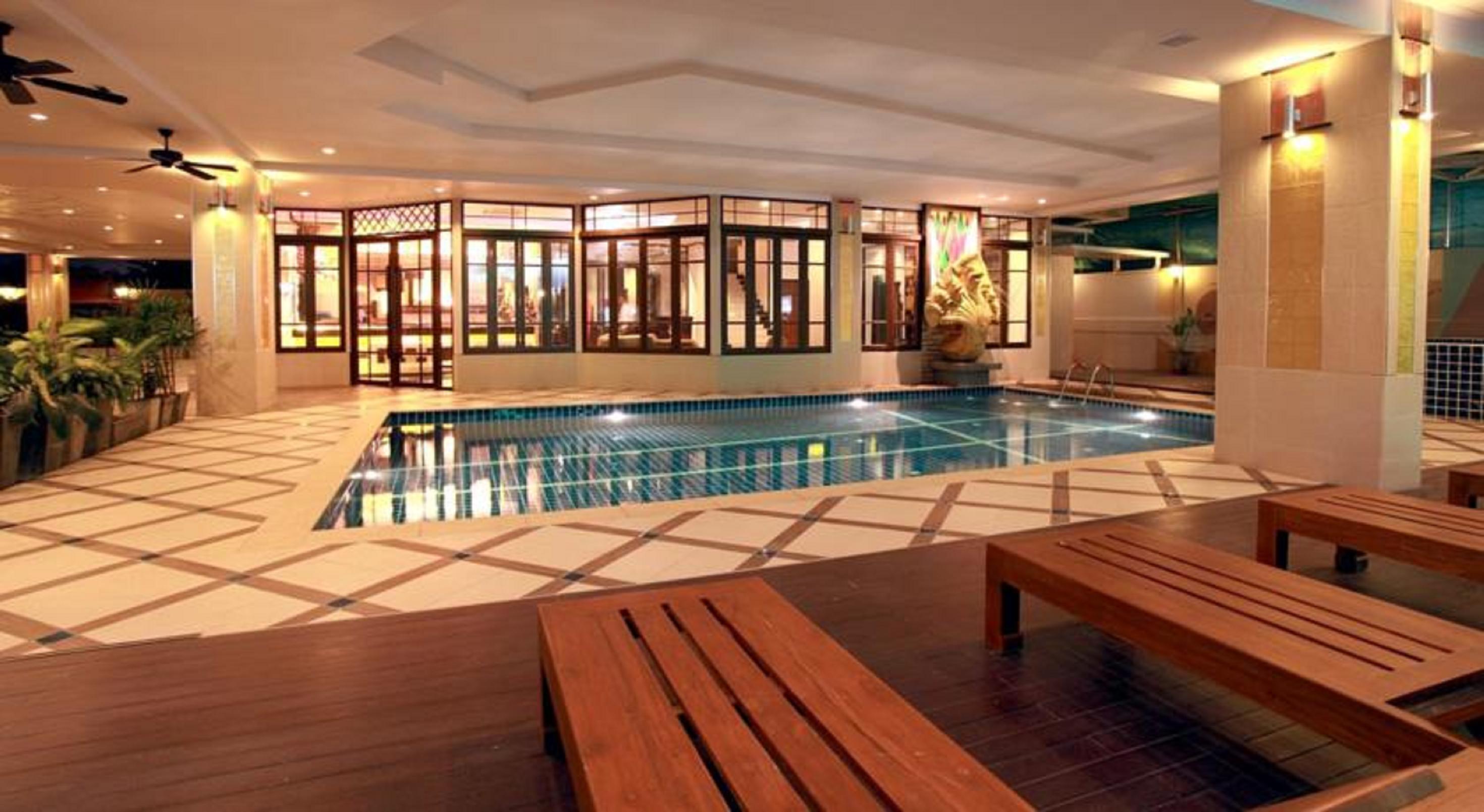 Pattaya Loft Hotel Instalações foto